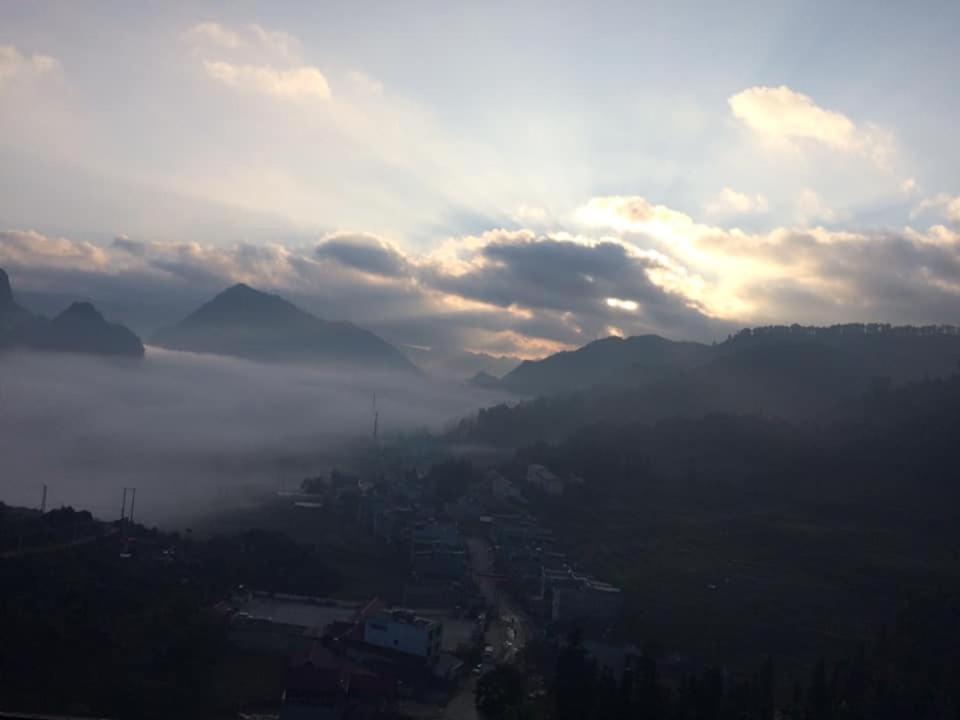 Cici Homestay Dong Van Εξωτερικό φωτογραφία